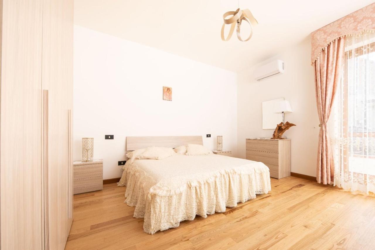 B&B Antares 치타노바 외부 사진
